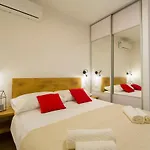 Bulli Apartment *